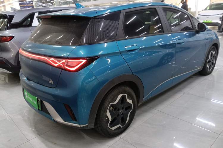 Used BYD Dolphin 2021 405 km Fashion Edition
