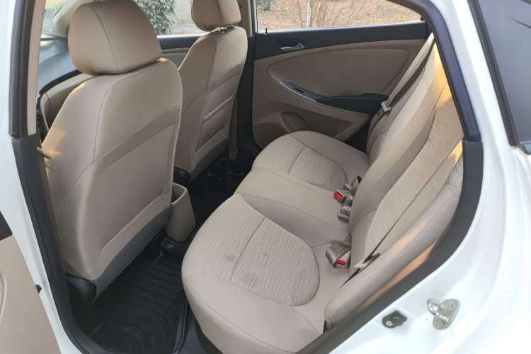 Used Hyundai Verna 2016 1.4L Manual Smart GLS Trim
