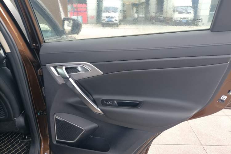 Used Geely Auto Emgrand X7 Sport 2016 1.8TD Automatic Smart Model