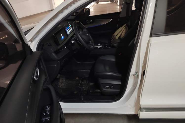 Used Chery Tiggo 8 PLUS 2022 290TGDI DCT Haoting Edition
