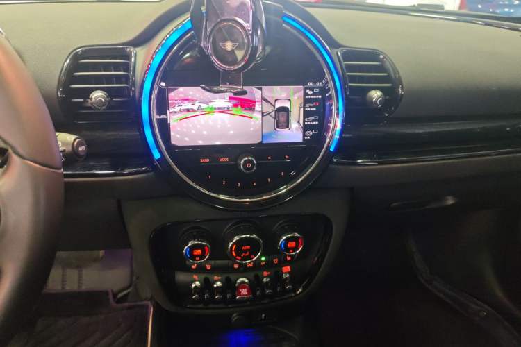 Used  Clubman 2023 Refresh 1.5T COOPER Connoisseur
