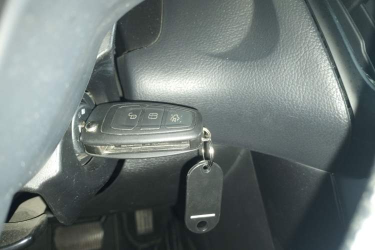 Used Ford Focus 2017 Sedan 1.6L Automatic Fashion Edition Smart Drive Version