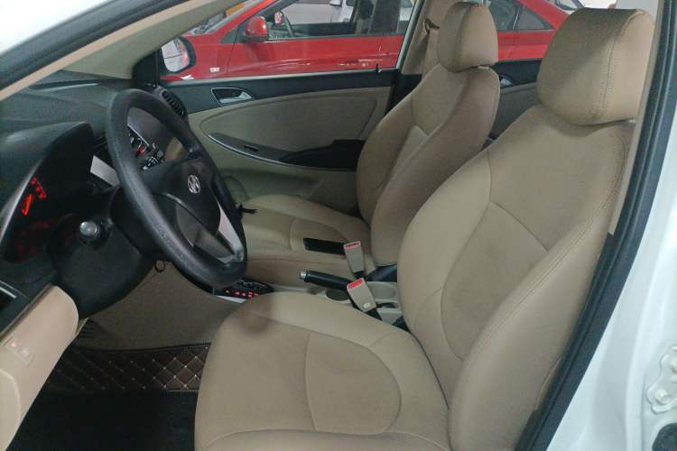 Used Hyundai Verna 2014 1.4L Automatic Smart GLS
