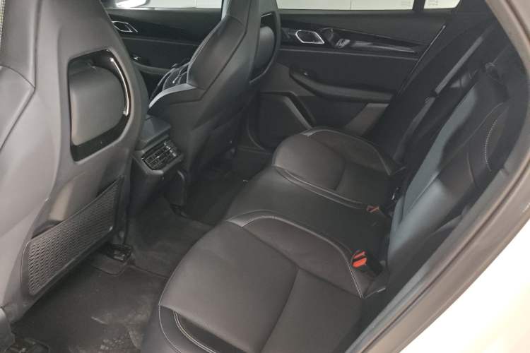 Used Lynk & Co 03 2023 1.5TD DCT JingPro