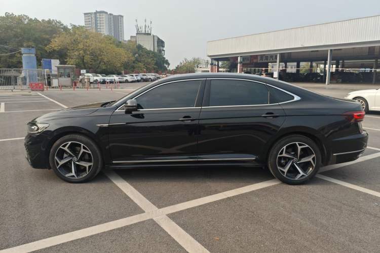 Used Volkswagen Passat 2023 Revised 330TSI Starry Elite Edition
