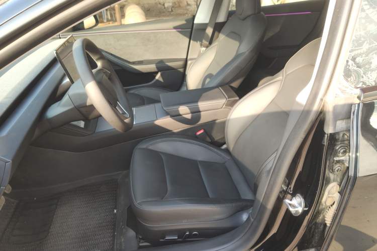 Used Tesla Model 3 2023 Long-Range All-Wheel-Drive Version
