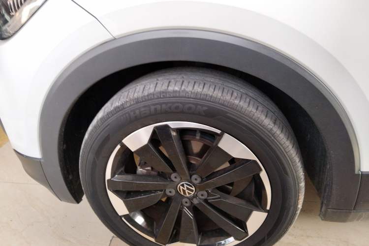 Used Volkswagen Tacqua 2020 1.5L Automatic Yue
