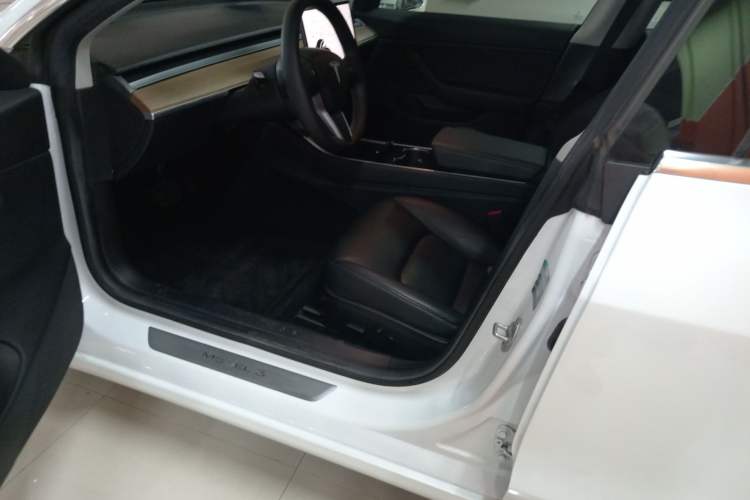 Used Tesla Model 3 2019 Standard Range Rear-Wheel Drive Upgraded Version (52 kWh)
