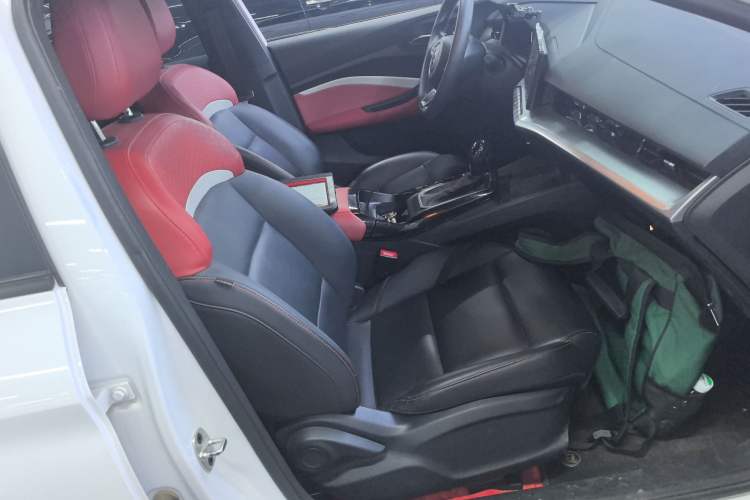 Used MG 5 2021 180 DVVT CVT Youth Luxury Edition
