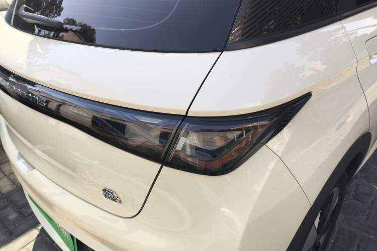 Used BYD Dolphin 2023 420 km Fashion Edition
