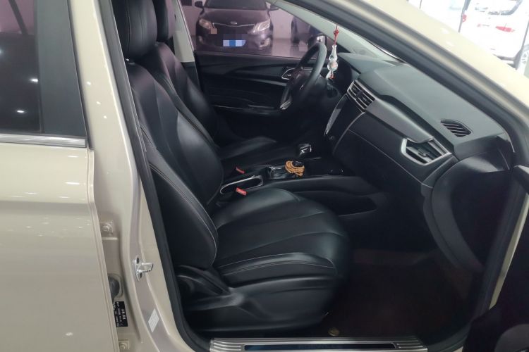 Used Roewe i5 2019 1.5L Automatic 4G Connected Langhao Edition