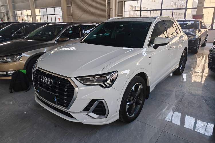 Used Audi Q3 2022 35 TFSI Fashion Dynamic Model