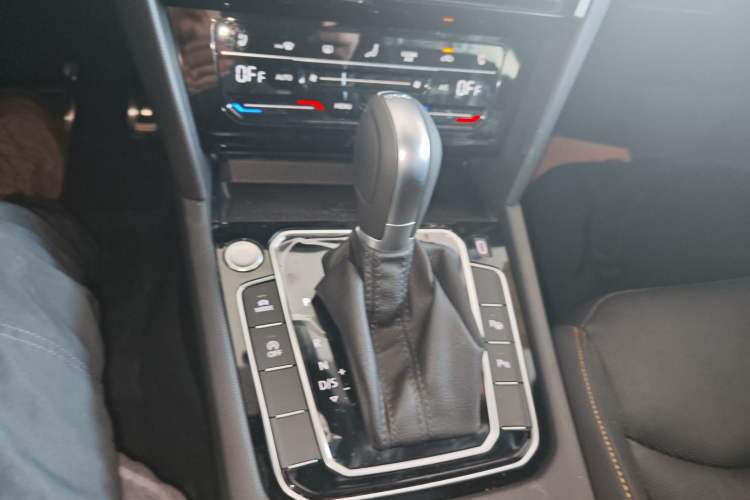 Used Volkswagen FAW-Volkswagen CC 2024 380TSI Striking All-Encompassing Edition
