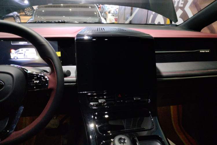 Used GAC Trumpchi M8 2023 Zongshi Series 400T Ultimate Edition
