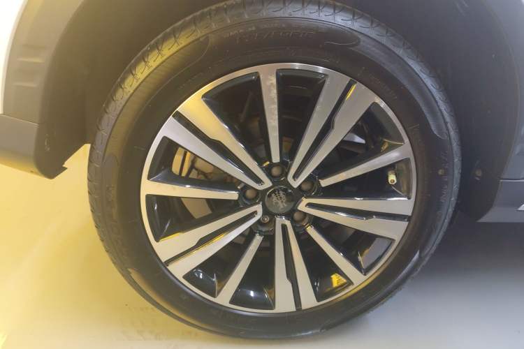 Used Roewe RX5 2020 20T Automatic 4G Connected Million-Dollar Flagship Edition
