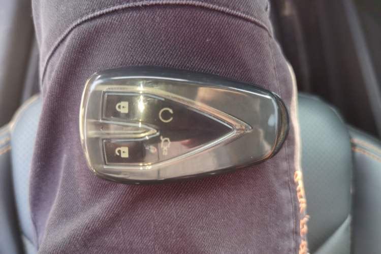 Used Changan UNI-V 2022 1.5T Prestige Version
