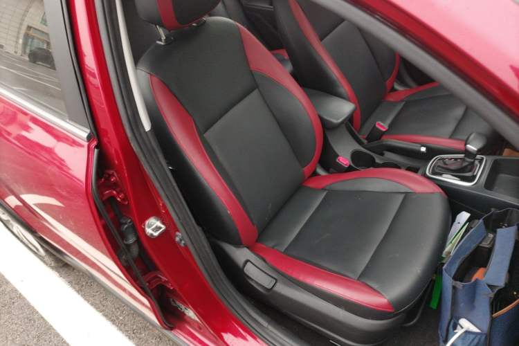 Used Kia KX Cross 2017 1.4L AT GLS