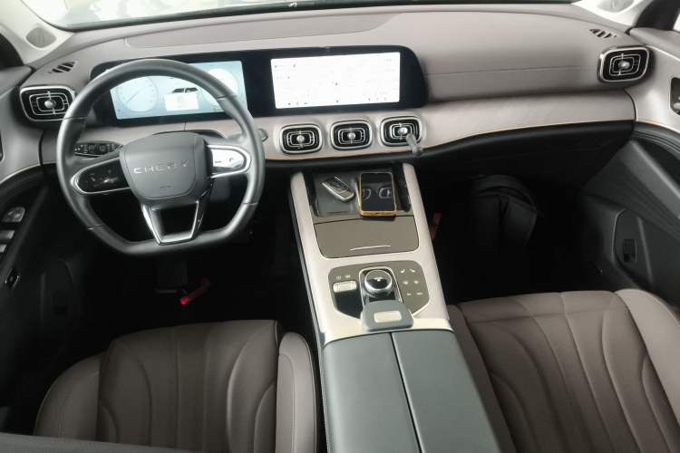 Used Chery Tiggo 9 C-DM 2025 1.5T 106KM Ultra-Comfort Edition 5 Seats Lithium-NMC
