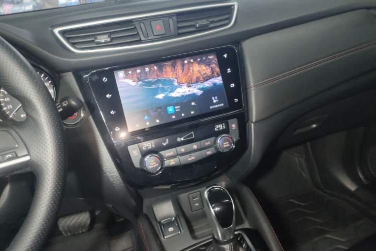 Used Nissan Qashqai 2022 2.0L CVT XV Smart Enjoyment Version
