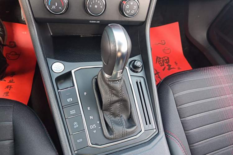 Used Volkswagen Lavida 2023 300TSI DSG Starry Full-Comfort Edition