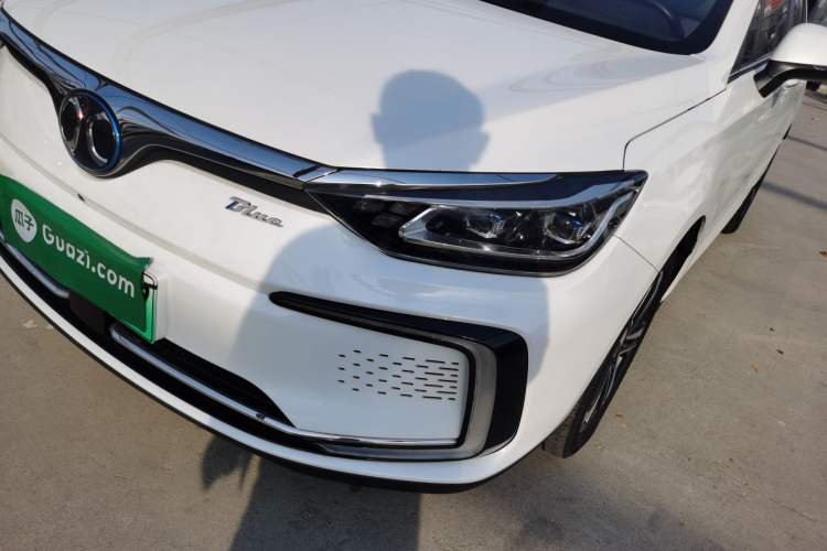 Used BAIC Beijing EU5 2018 R550 Smart Trend Edition