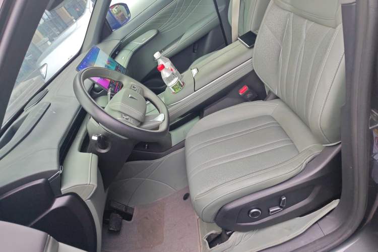 Used Deepal S07 2025 215Max Deep Blue Intelligent Driving AD PRO Range-Extended Version