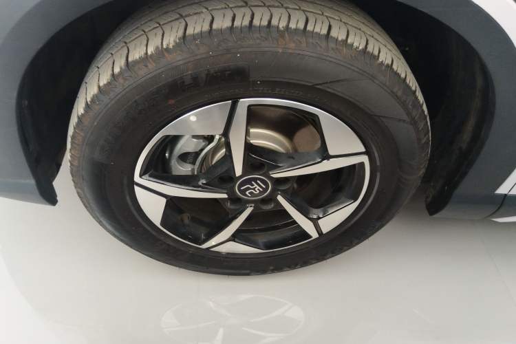 Used BYD Yuan UP 2025 Intelligent Driving Version 401 km Beyond-Range Edition