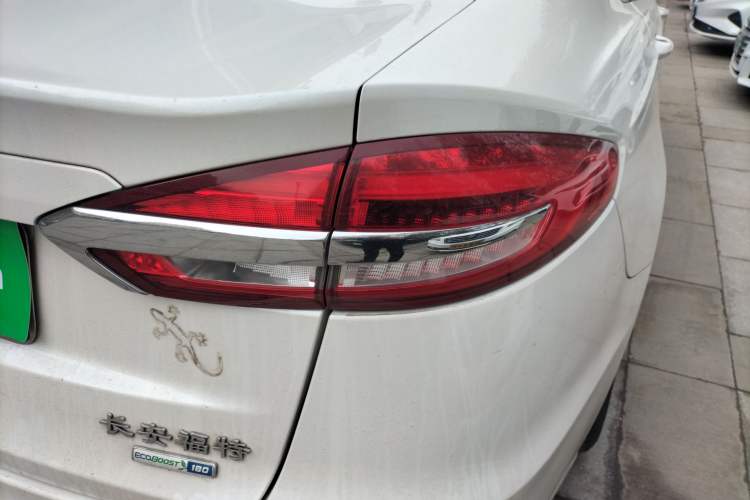 Used Ford Mondeo 2020 EcoBoost 180 Stylish Model
