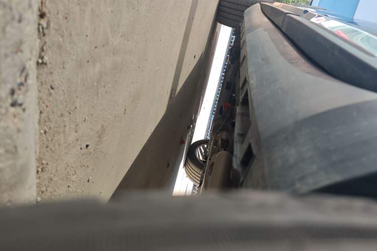 Used Geely Auto Haoyue L 2025 2.0T DCT Luxury Edition
