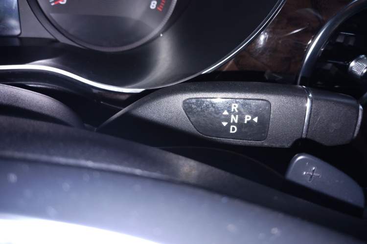 Used Mercedes-Benz V-Class 2018 V 260 Prestige Edition China VI