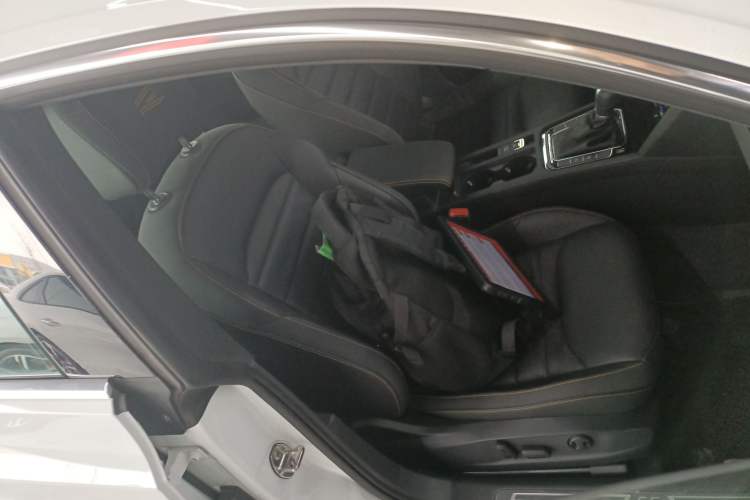 Used Volkswagen FAW-Volkswagen CC 2024 380TSI Striking Edition
