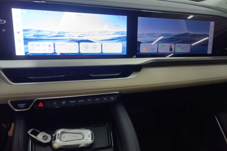 Used Geely Auto Monjaro L 2023 2.0TD High-Power Automatic Two-Wheel Drive Flagship Version
