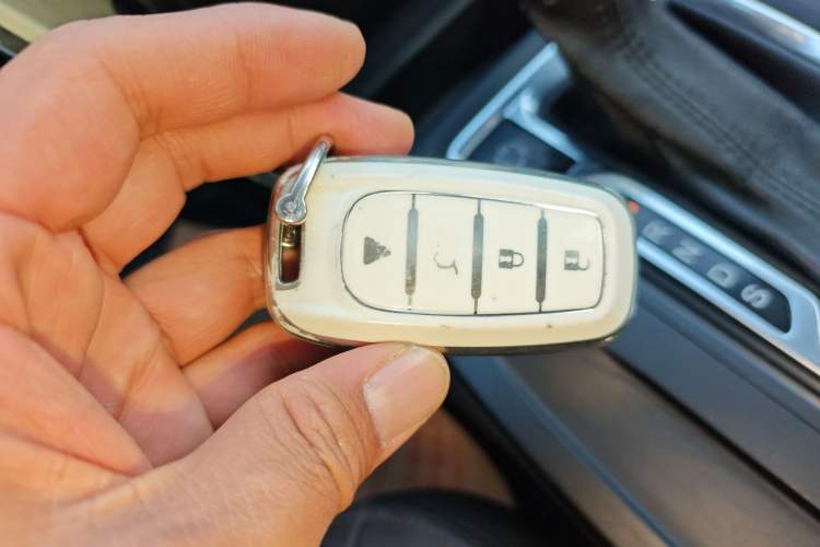 Used GAC Trumpchi GS4 2015 200T G-DCT Luxury Edition
