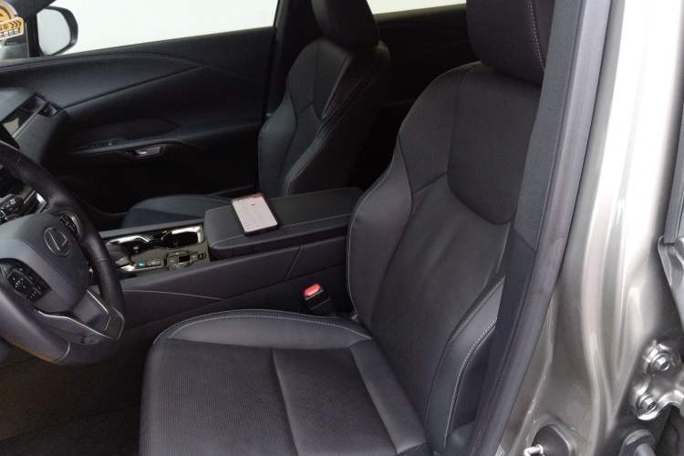 Used Lexus RX 2023 350h Two-Wheel Drive Comfort Edition
