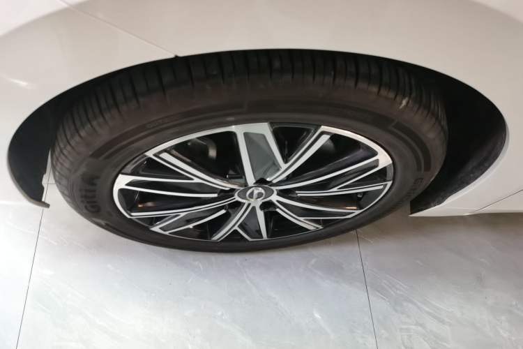 Used GAC Trumpchi Trumpchi E8 2024 Honor Series 2.0L Honor Edition