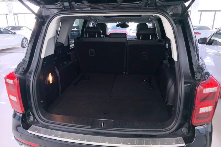 Used GAC Trumpchi GS8 2017 320T Two-Wheel Drive Luxury Smart Connectivity Version (7 Seats)