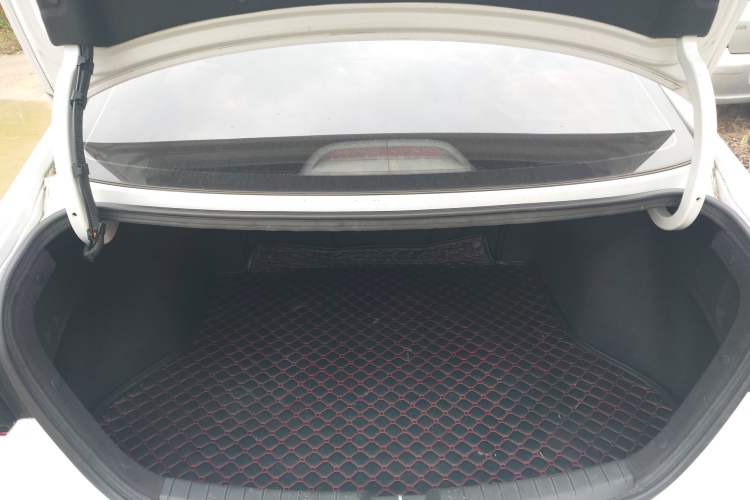 Used Hyundai Elantra 2016 1.6L Automatic ZhiXuan – Elite Version
