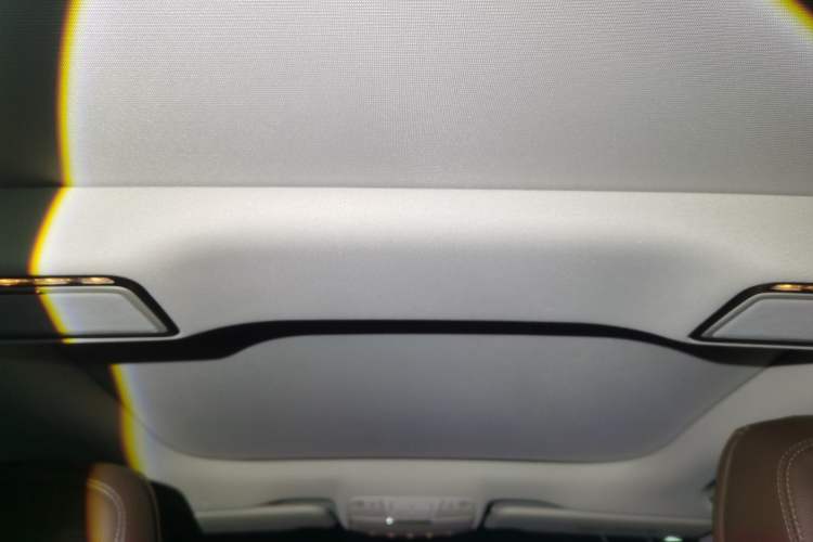 Used Mercedes-Benz E-Class 2022 Second Facelift E 300 L Luxury Edition