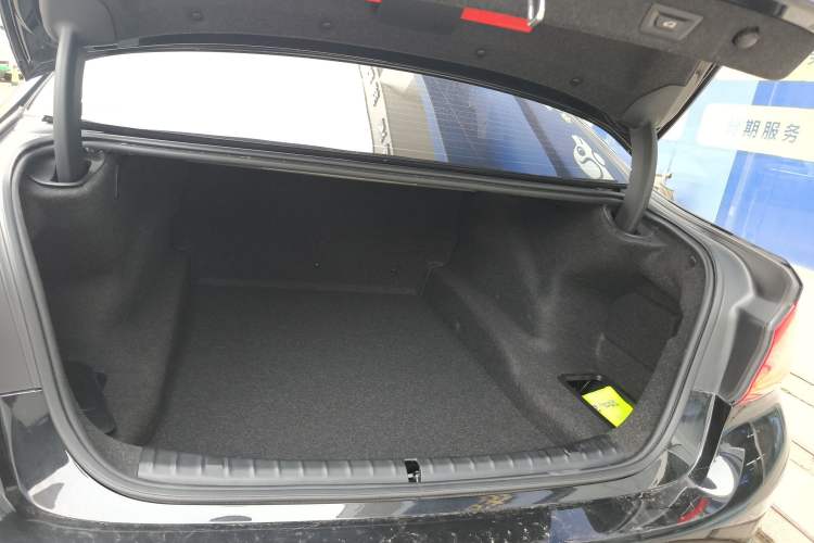 Used BMW 5 Series 2020 525Li Luxury Package