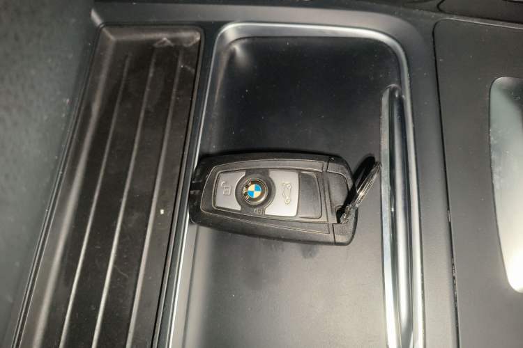 Used BMW 3 Series 2018 320Li Fashion Model
