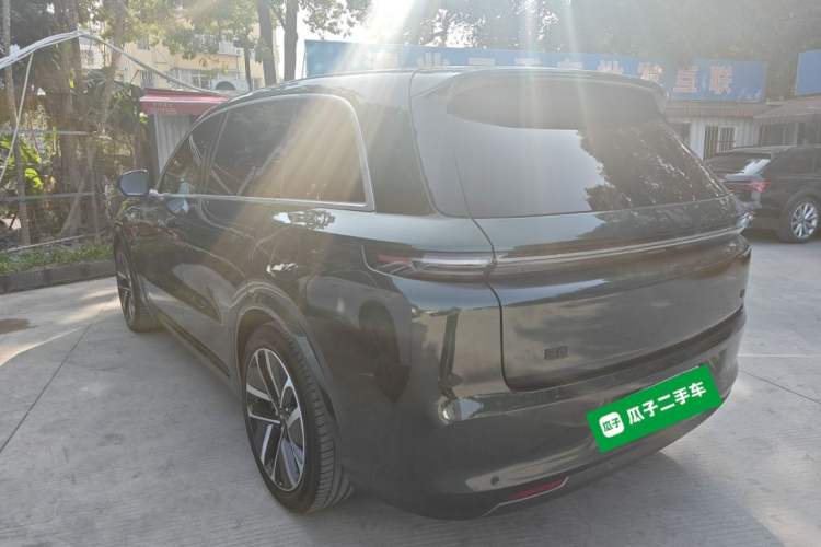 Used Li Auto L8 2023 Pro Model
