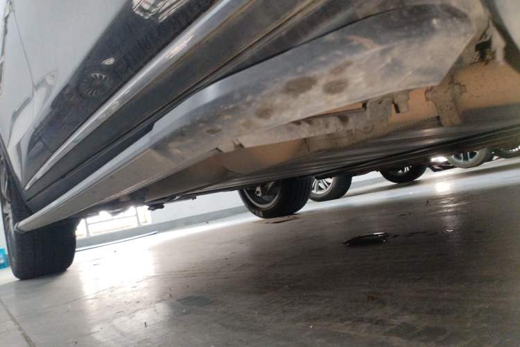 Used BYD Tang New Energy 2018 DM 2.0T All-Wheel Drive Smart Connectivity Enjoyment Model 5 Seats China V Emission Standard
