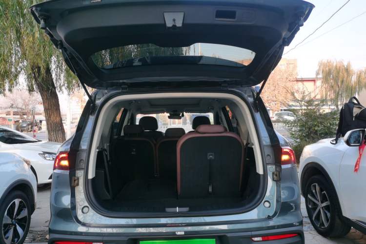 Used Geely Auto Haoyue 2022 1.8TD DCT Luxury 7-Seater
