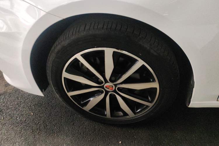 Used Roewe i6 2018 20T Automatic Flagship Edition
