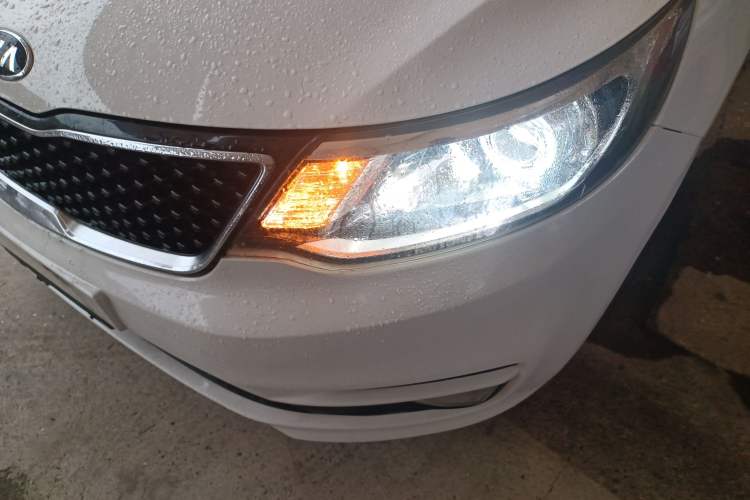 Used Kia K2 2015 Sedan 1.4L Automatic GLS