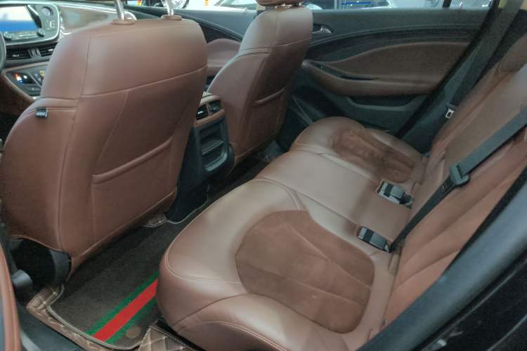 Used Buick Envision 2017 20T Two-Wheel Drive Luxury Model
