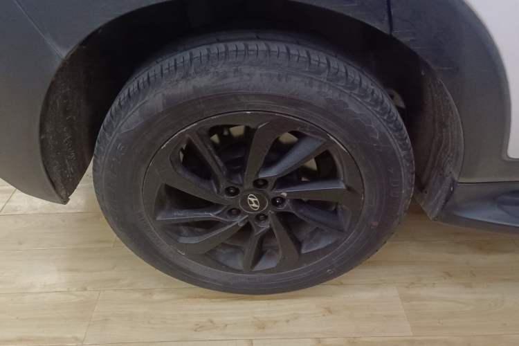 Used Hyundai Tucson 2015 1.6T Dual-Clutch Two-Wheel-Drive Smart Model