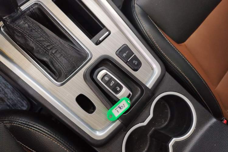 Used Geely Auto Vision X6 2016 1.3T CVT Flagship Model