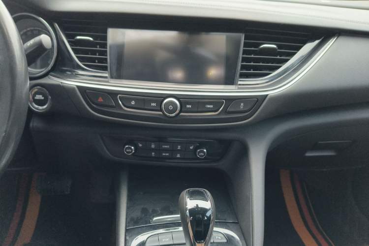 Used Buick Regal 2019 20T Elite Version China VI Standard
