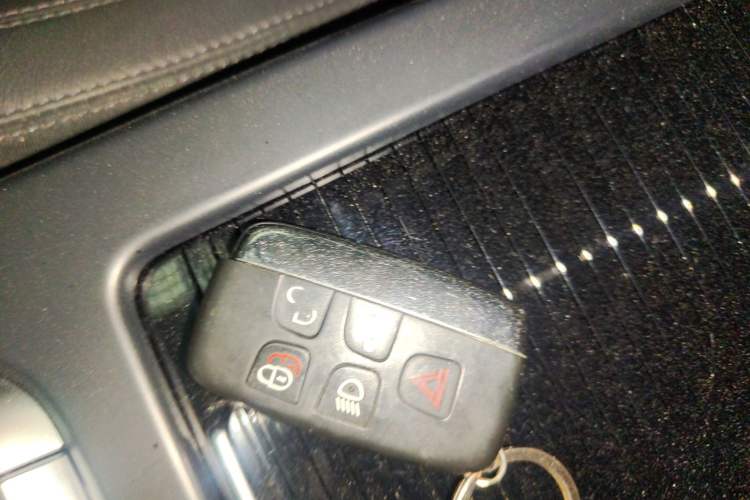 Used Land Rover Discovery Sport 2016 2.0T SE
